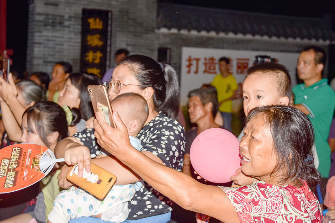 这个民政营地晚会有看点！(图13)