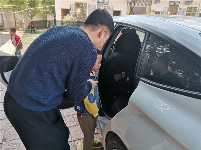 “宝贝守护计划”儿童安全防拐教育走进大坑乡赤坑明天小学(图2)