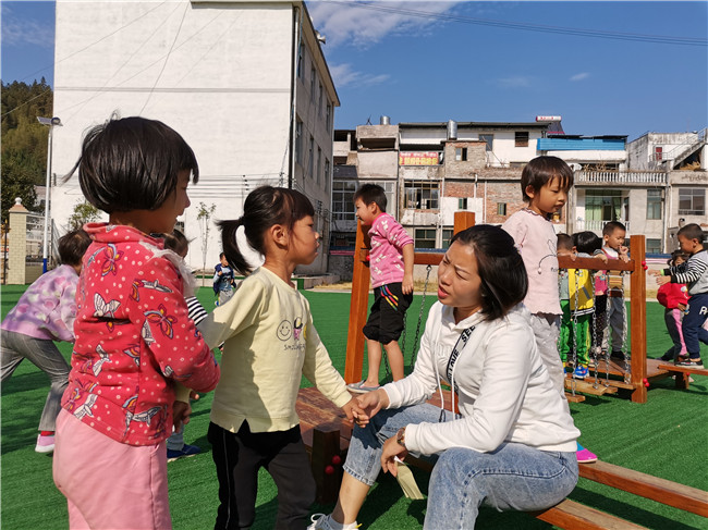 “宝贝守护计划”儿童安全防拐教育走进大坑乡中心幼儿园(图3)