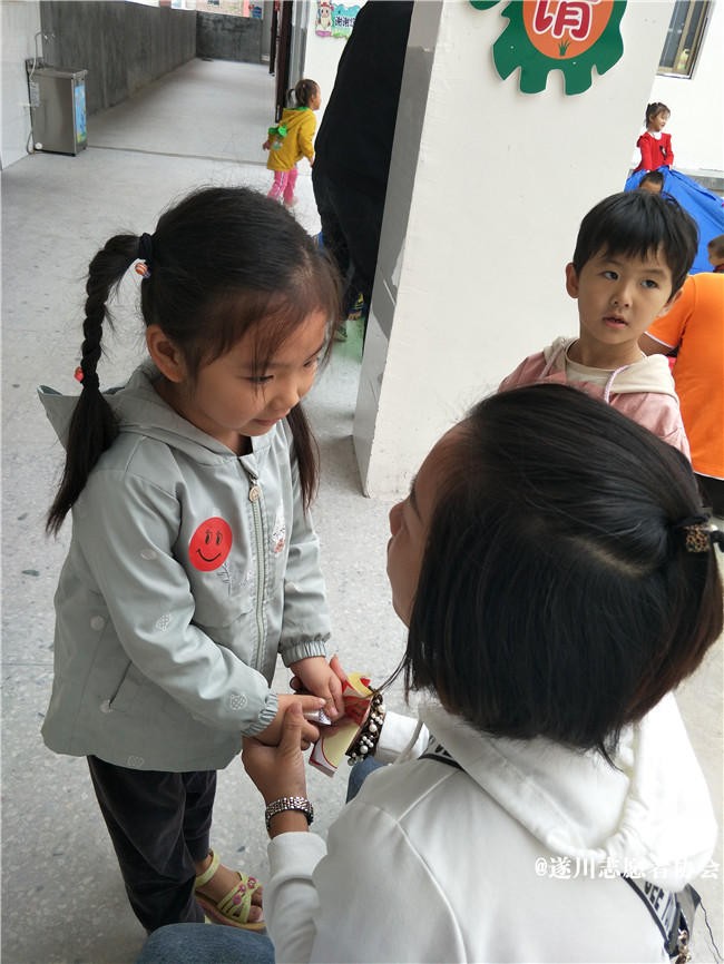 “宝贝守护计划”儿童安全防拐教育走进禾源中心幼儿园(图7)