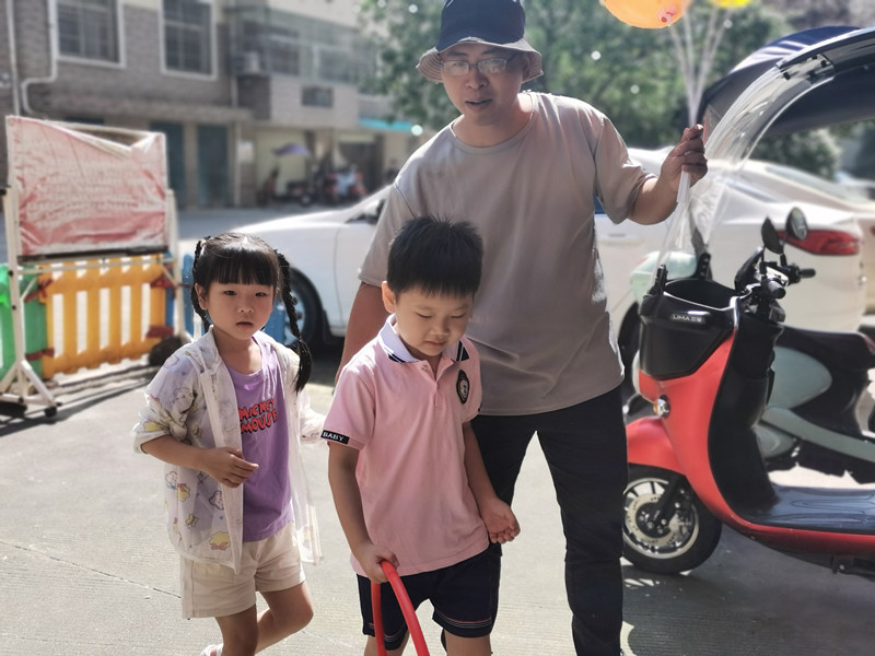 “宝贝守护计划”儿童安全防拐教育走进伟业天才幼儿园(图2)